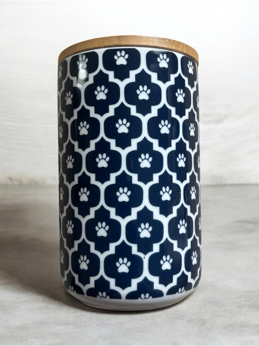 DII Bone Dry Ceramic Pet Treat Canister – Nautical Blue Lattice